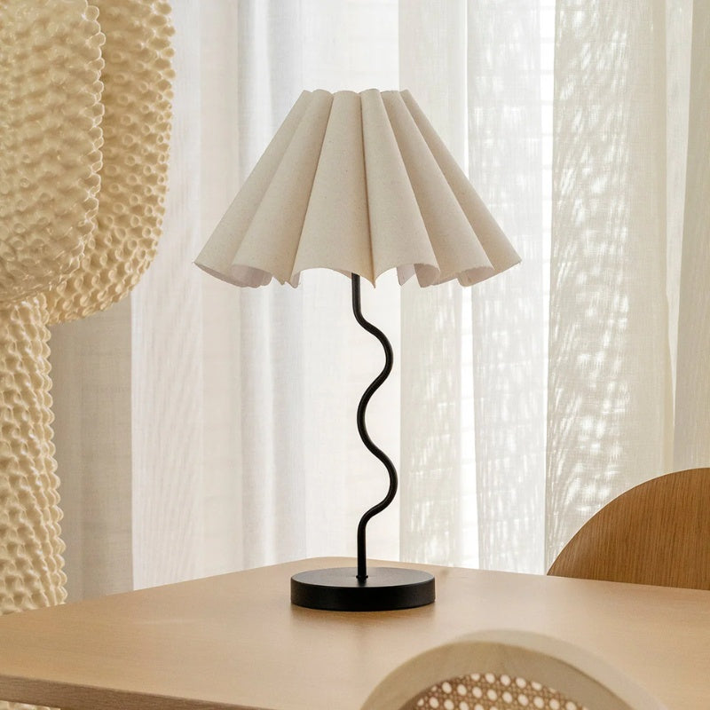Paola & Joy | Cora Table Lamp - Natural/Black