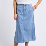 Elm | Scallop Edge Denim Skirt - Light Blue Wash