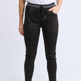 Elm | Margo Jogger - Black