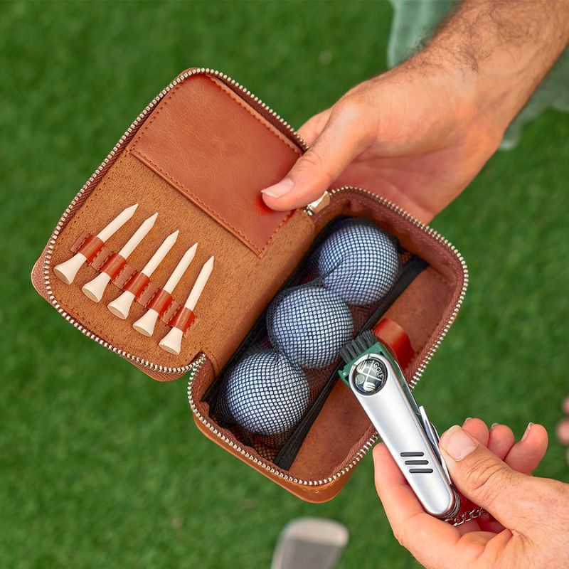 Annabel Trends | Gentlemans Golf Kit